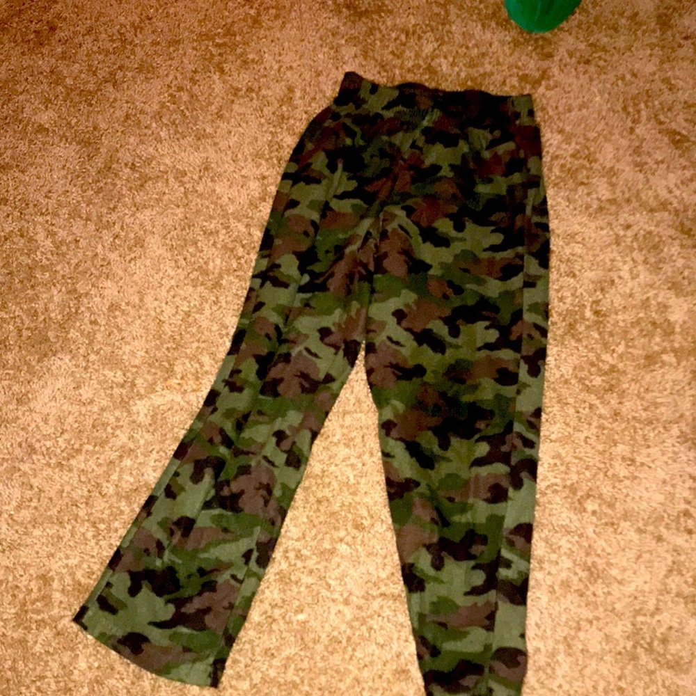 Kids pj camouflage pants 5-6